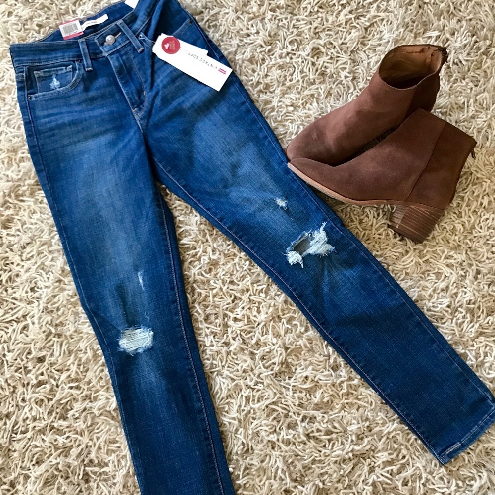 Levi’s 721 High Rise Ankle Skinny Jeans